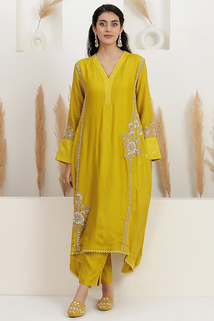 Mustard Bemberg Silk Zari Embroidered Asymmetrical Kurta Set by Baidehi at Pernia's Pop Up Shop