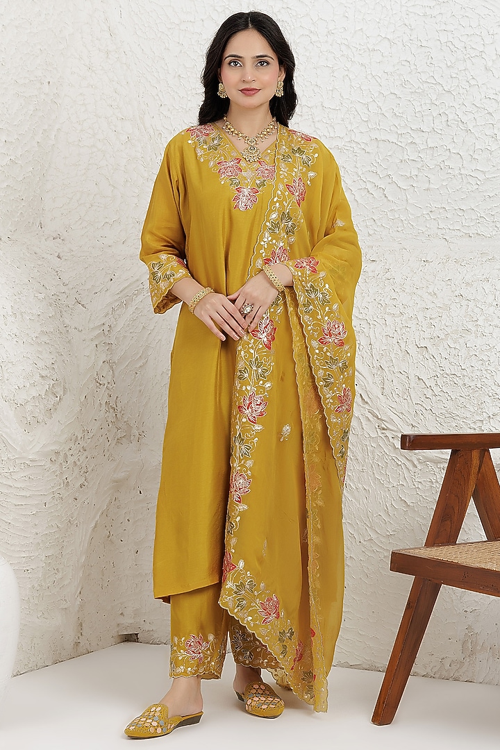 Mustard Russian Silk Applique Embroidered Kurta Set by Baidehi at Pernia's Pop Up Shop