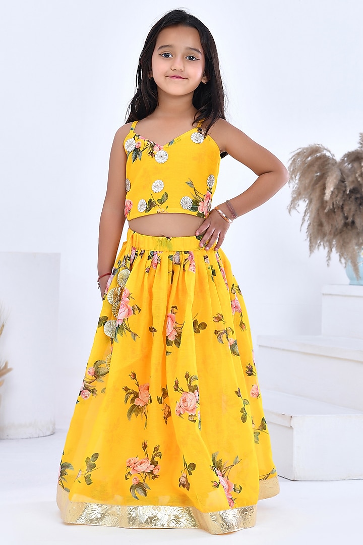 Yellow Chanderi Floral Printed Lehenga Set For Girls by Bannhi by Priyanka Rathore - kids at Pernia's Pop Up Shop