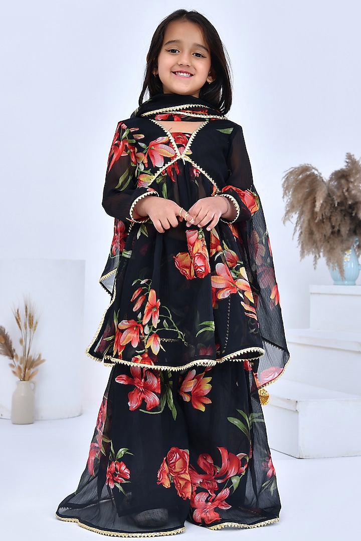 Black Chiffon Floral Printed & Gota Embellished Sharara Set For Girls by Bannhi kids at Pernia's Pop Up Shop