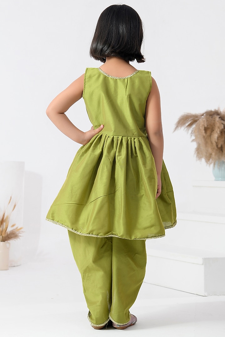 Green Taffeta Silk Dhoti Set For Girls by Bannhi by Priyanka Rathore - kids at Pernia's Pop Up Shop