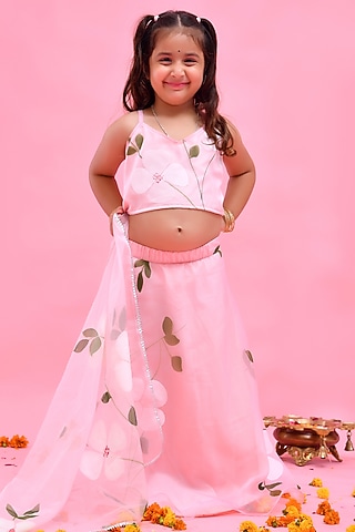 Pink Organza Floral Hand Painted Lehenga Set For Girls by Bannhi by Priyanka Rathore - kids
