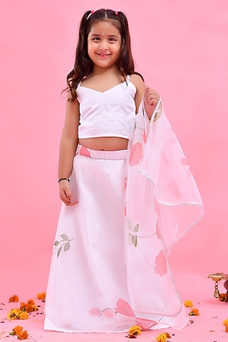 White Organza Floral Hand Painted Lehenga Set For Girls by Bannhi by Priyanka Rathore - kids
