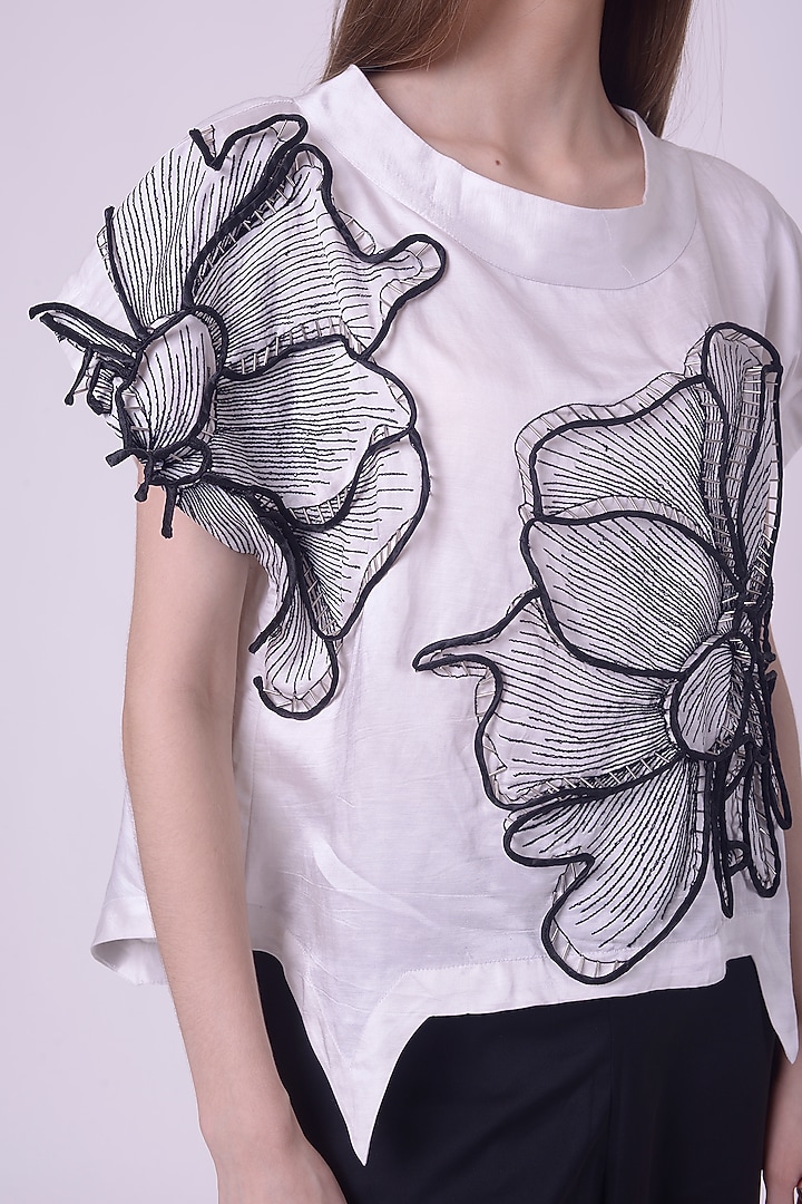 White Linen Satin Hand & Machine Embroidered Top by Nitin Bal Chauhan at Pernia's Pop Up Shop