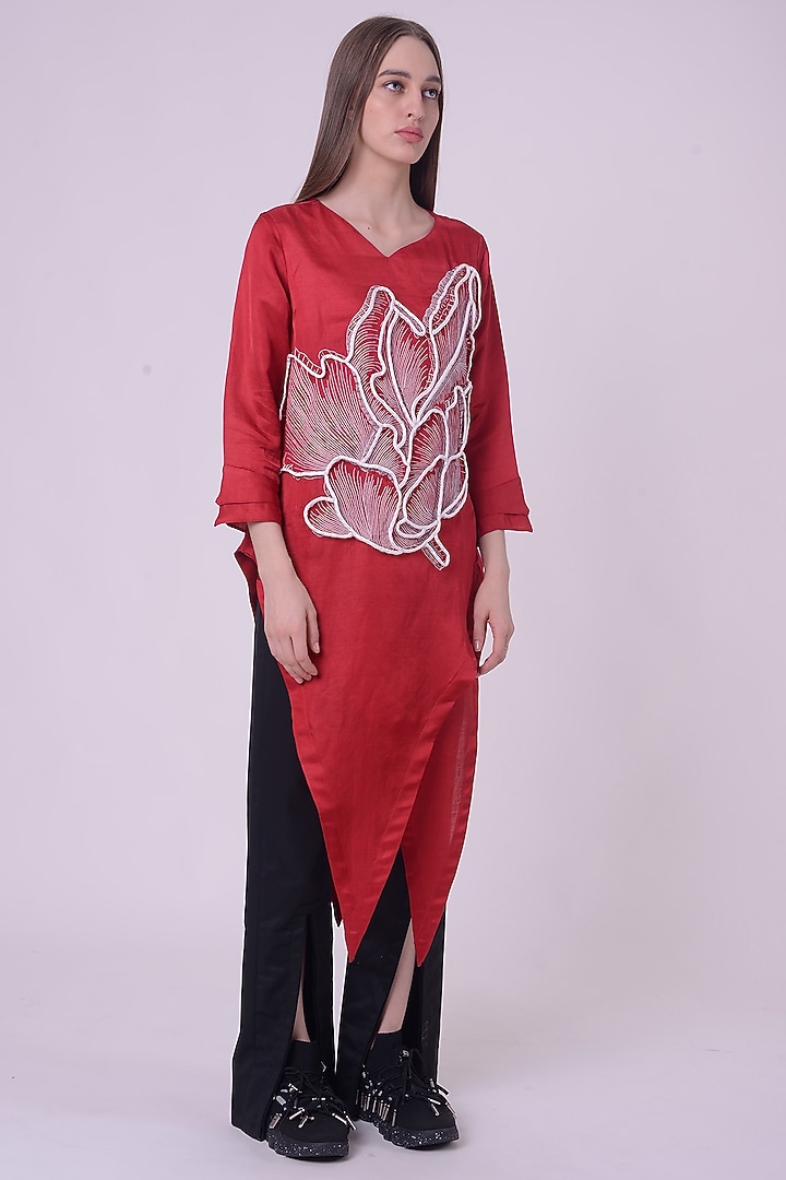Red Linen Satin Hand & Machine Embroidered Tunic by Nitin Bal Chauhan at Pernia's Pop Up Shop