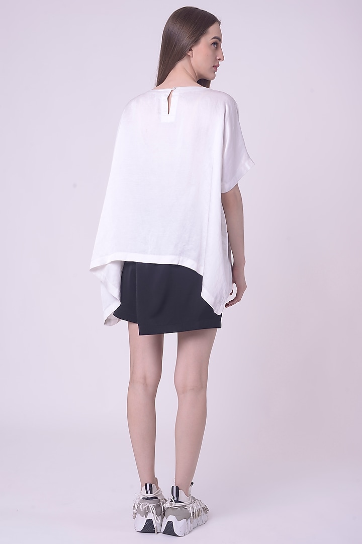 White Georgette Hand & Machine Embroidered Kaftan Top by Nitin Bal Chauhan at Pernia's Pop Up Shop