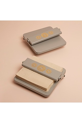 Grey Wood Tissue Tray by BambaiSe
