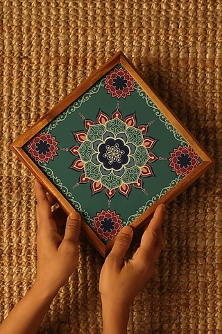 Green Teak Wood & Gloss Laminate Mandala Bajot by BambaiSe
