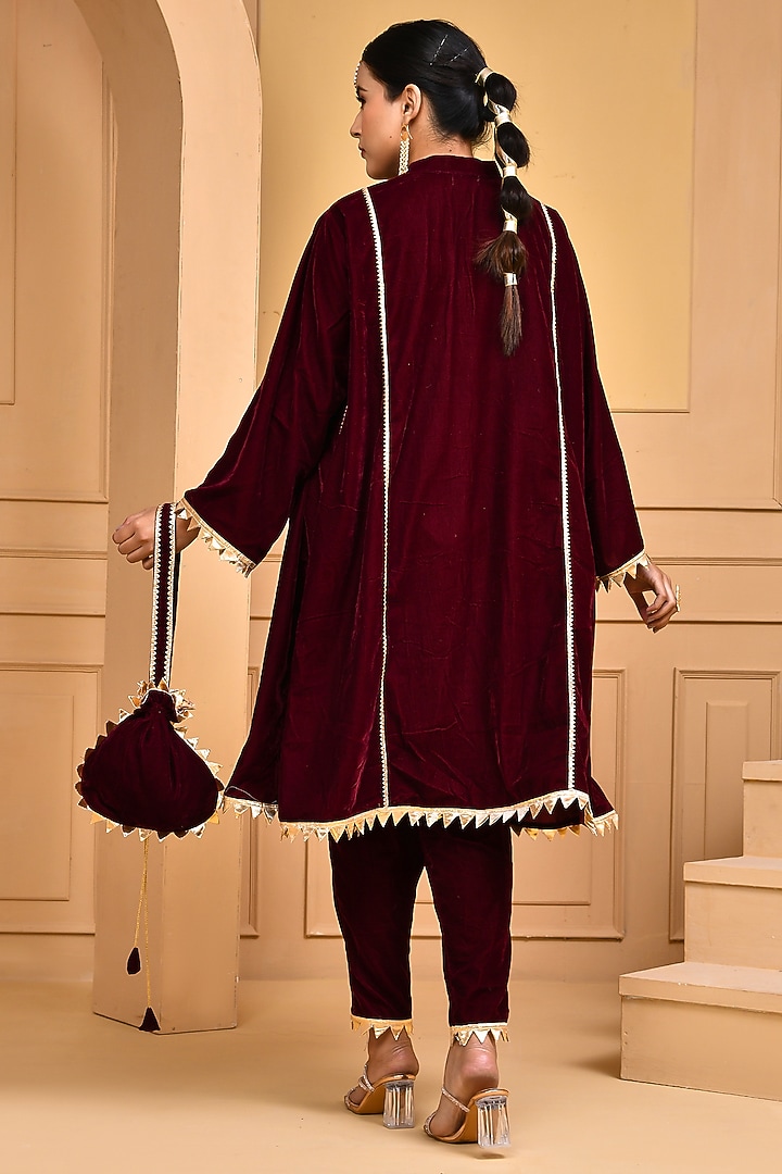 Wine Velvet Gota Lace Work Kurta Set by Bannhi by Priyanka Rathore at Pernia's Pop Up Shop