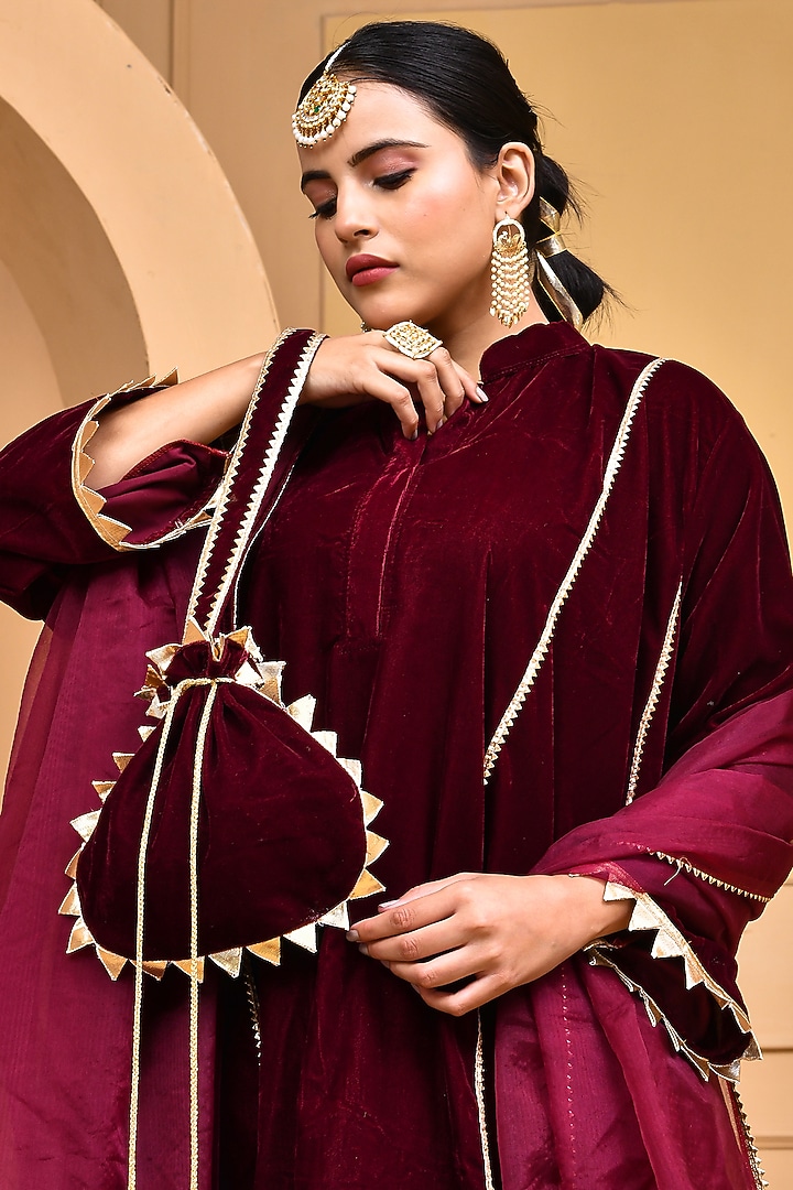 Wine Velvet Gota Lace Work Kurta Set by Bannhi by Priyanka Rathore at Pernia's Pop Up Shop