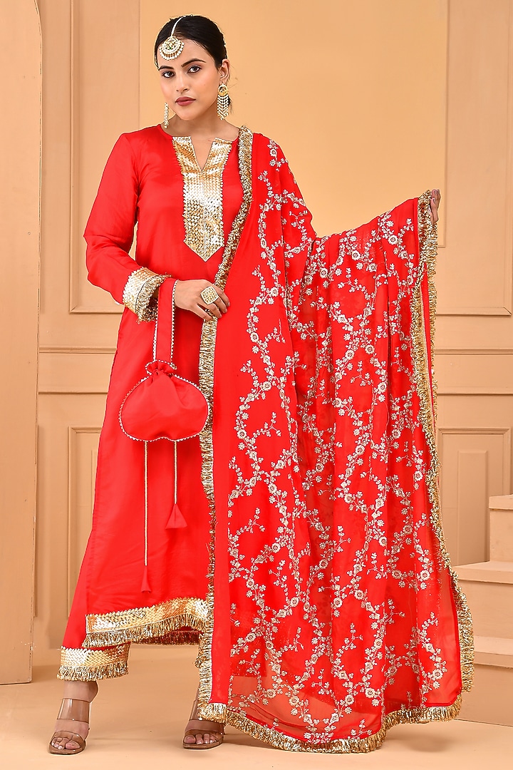 Red Uppada Silk Embroidered Kurta Set by Bannhi by Priyanka Rathore at Pernia's Pop Up Shop