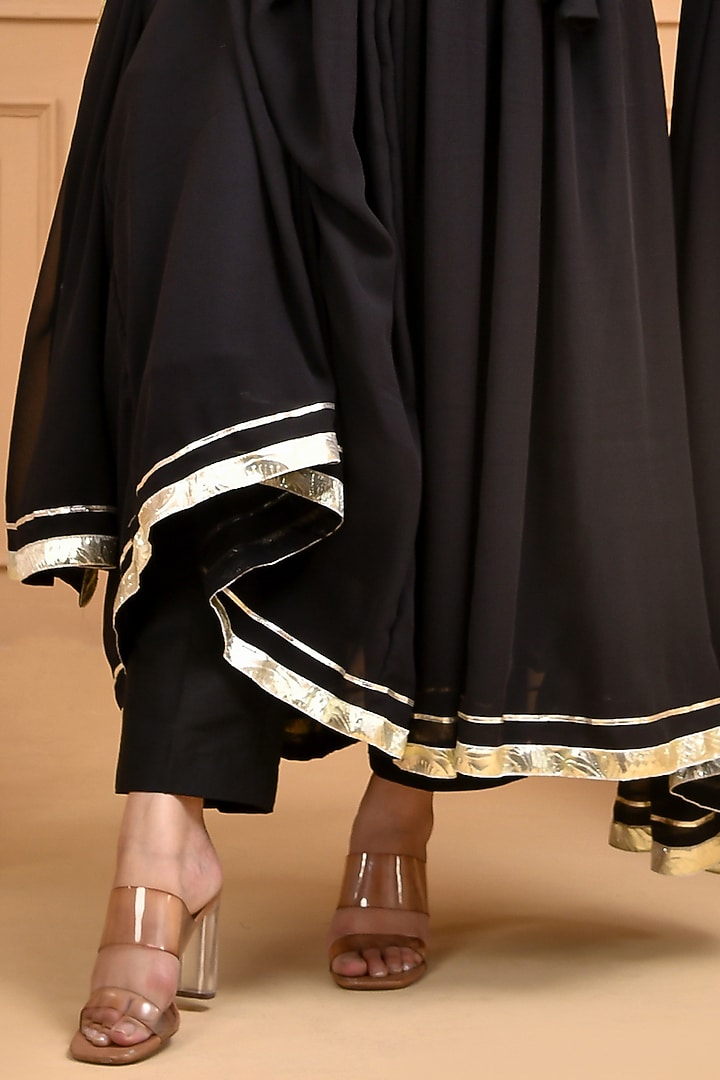 Black Georgette Gota Lace Work Party Wear Anarkali Set by Bannhi by Priyanka Rathore at Pernia's Pop Up Shop