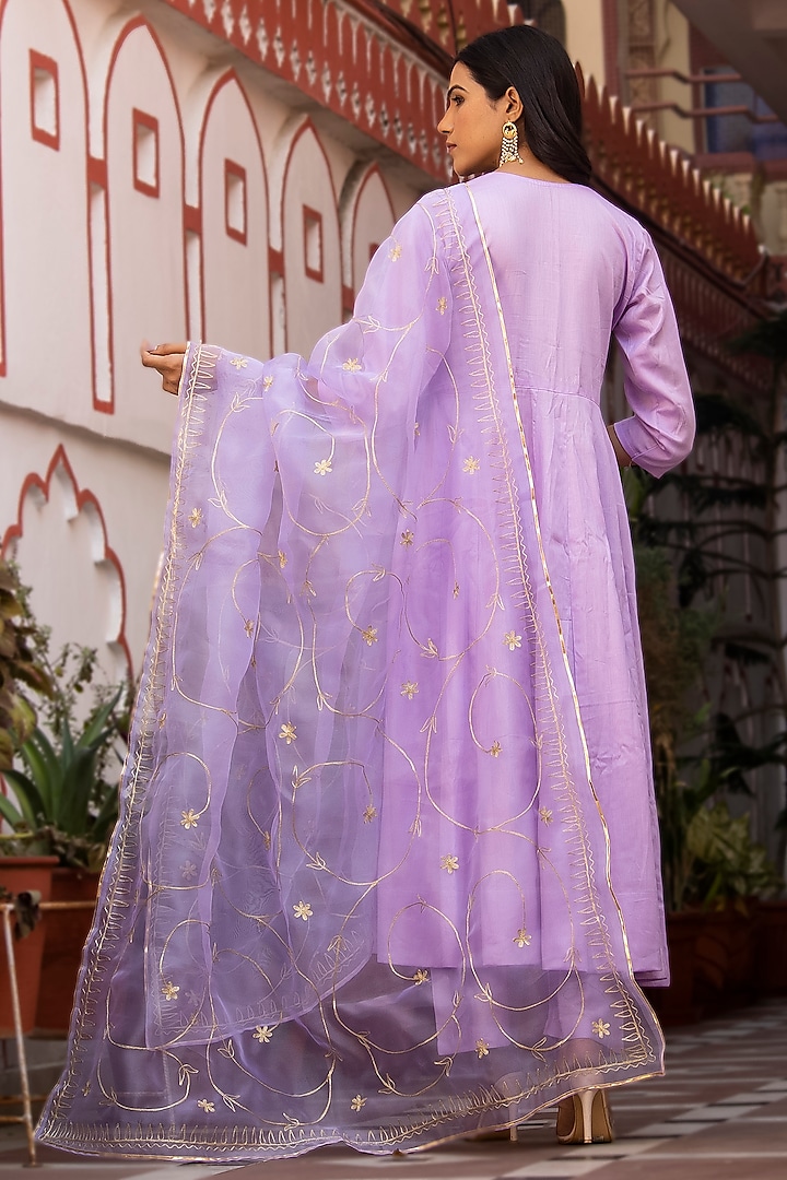 Lavender Cotton Silk Aari Embroidered Flared Kurta Set by Bannhi by Priyanka Rathore at Pernia's Pop Up Shop