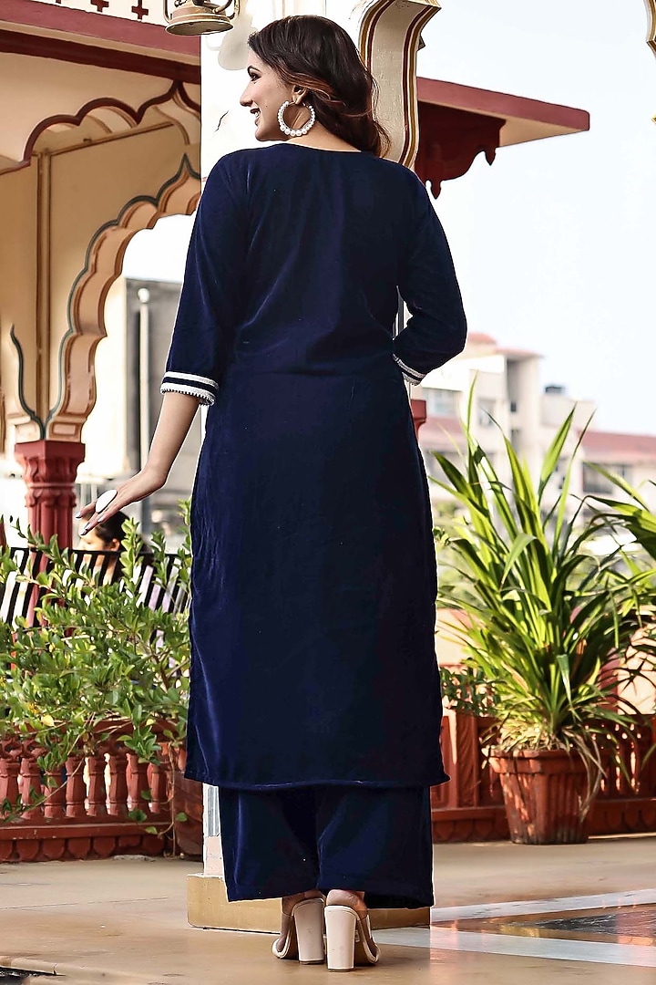 Dark Blue Velvet Silk Pearl Embellished Kurta Set by Bannhi by Priyanka Rathore at Pernia's Pop Up Shop