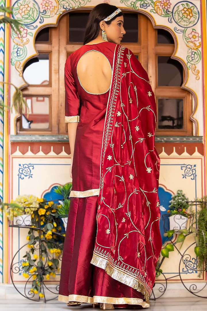 Maroon Taffeta Silk & Satin Organza Sharara Set by Bannhi by Priyanka Rathore at Pernia's Pop Up Shop