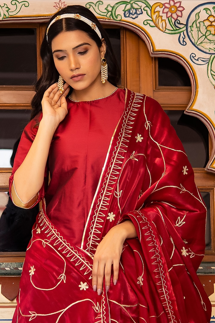 Maroon Taffeta Silk & Satin Organza Sharara Set by Bannhi by Priyanka Rathore at Pernia's Pop Up Shop