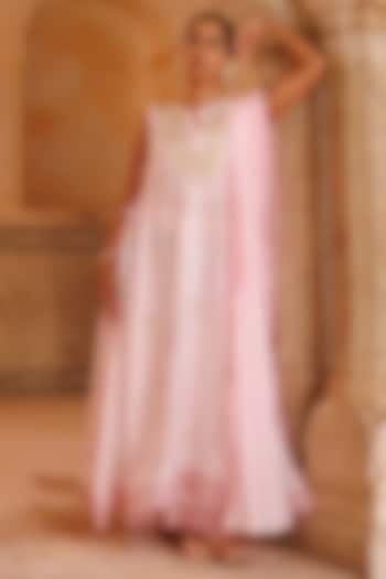 Pink Chanderi Aari Embroidered Kurta Set by Bannhi by Priyanka Rathore at Pernia's Pop Up Shop