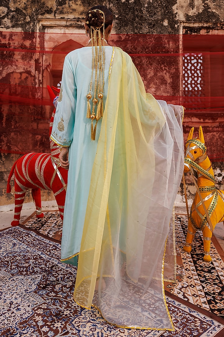 Pastel Blue Lavender Chanderi Aari Embroidered Kurta Set by Bannhi by Priyanka Rathore at Pernia's Pop Up Shop