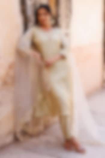 Pastel Green Uppada Silk Hand Embroidered Kurta Set by Bannhi by Priyanka Rathore at Pernia's Pop Up Shop