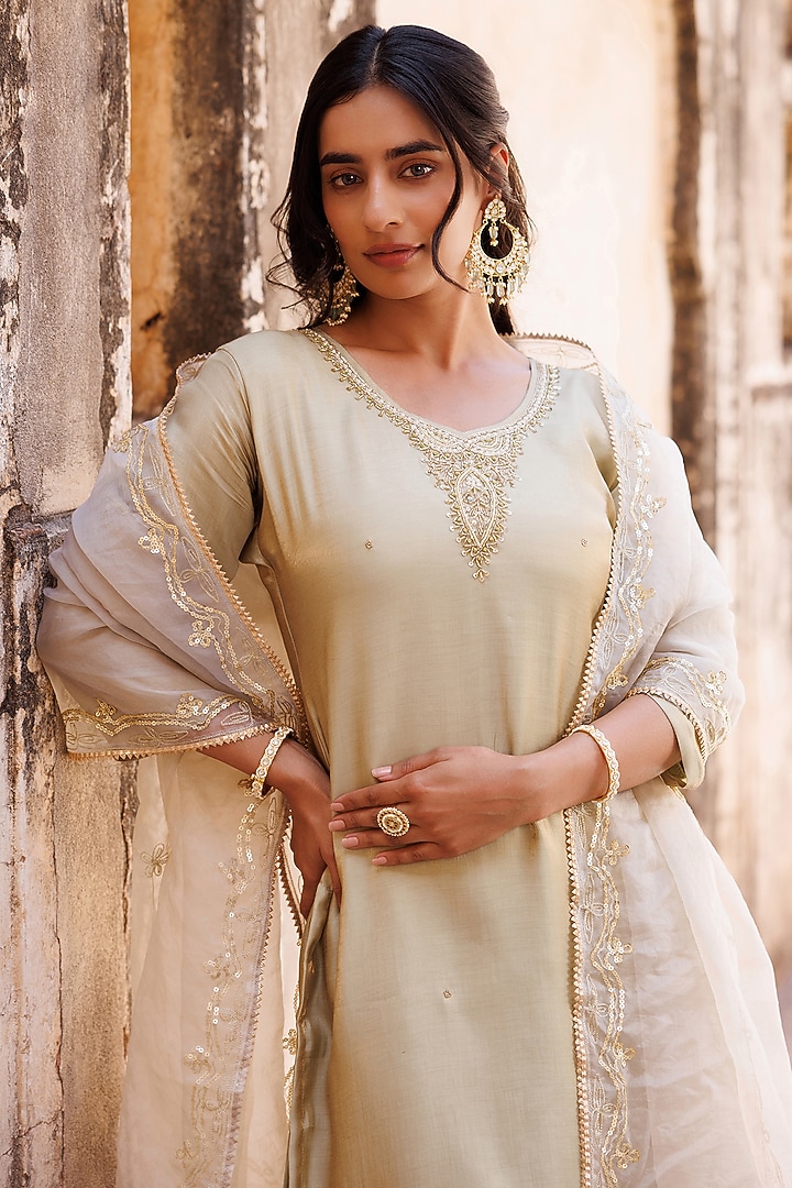 Pastel Green Uppada Silk Hand Embroidered Kurta Set by Bannhi by Priyanka Rathore at Pernia's Pop Up Shop