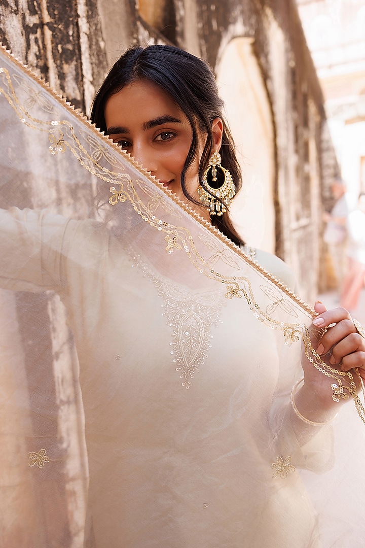 Pastel Green Uppada Silk Hand Embroidered Kurta Set by Bannhi by Priyanka Rathore at Pernia's Pop Up Shop