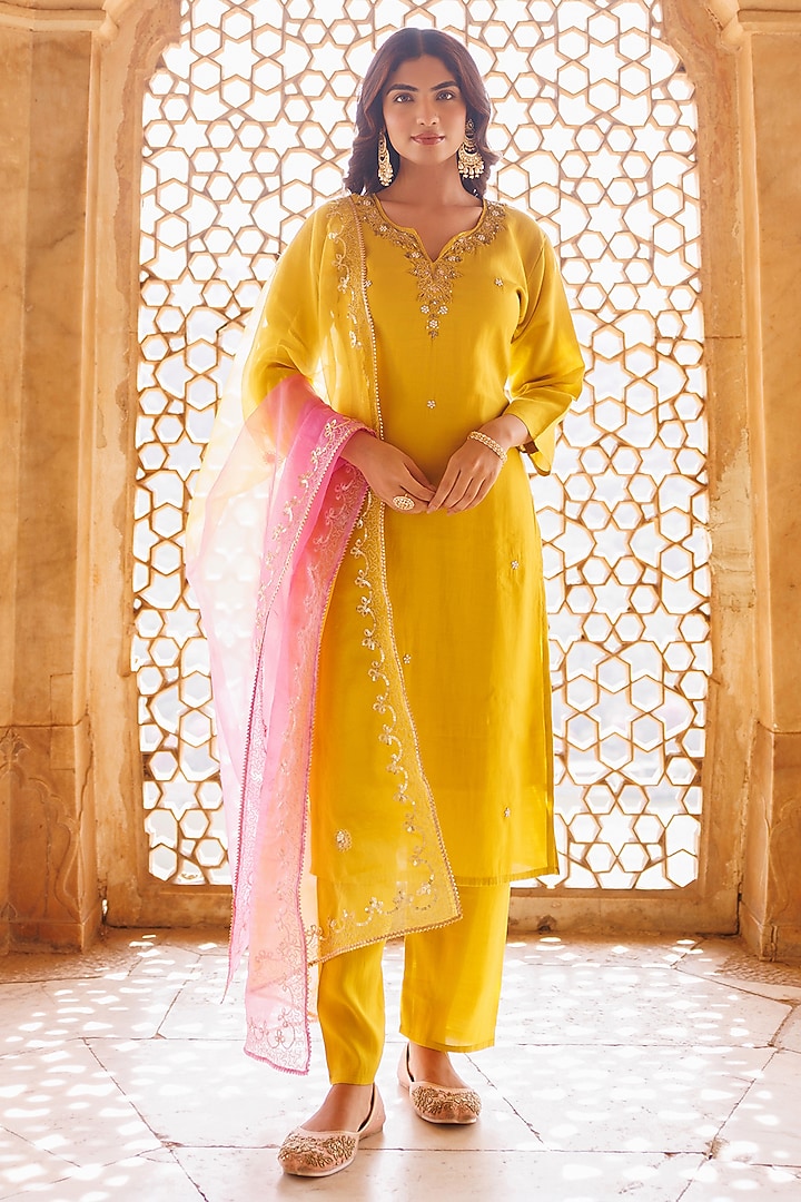 Yellow Uppada Silk Hand Embroidered Kurta Set by Bannhi by Priyanka Rathore at Pernia's Pop Up Shop