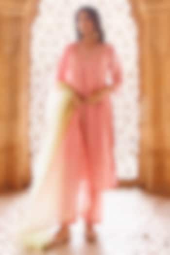 Pink Uppada Silk Hand Embroidered Kurta Set by Bannhi by Priyanka Rathore at Pernia's Pop Up Shop