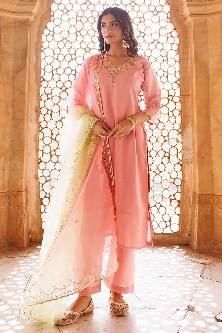 Pink Uppada Silk Hand Embroidered Kurta Set by Bannhi by Priyanka Rathore at Pernia's Pop Up Shop