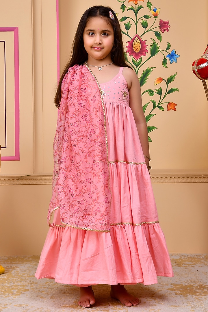 Pink Cotton Gota Lace Embellished Anarkali Set For Girls by Bannhi by Priyanka Rathore - kids at Pernia's Pop Up Shop