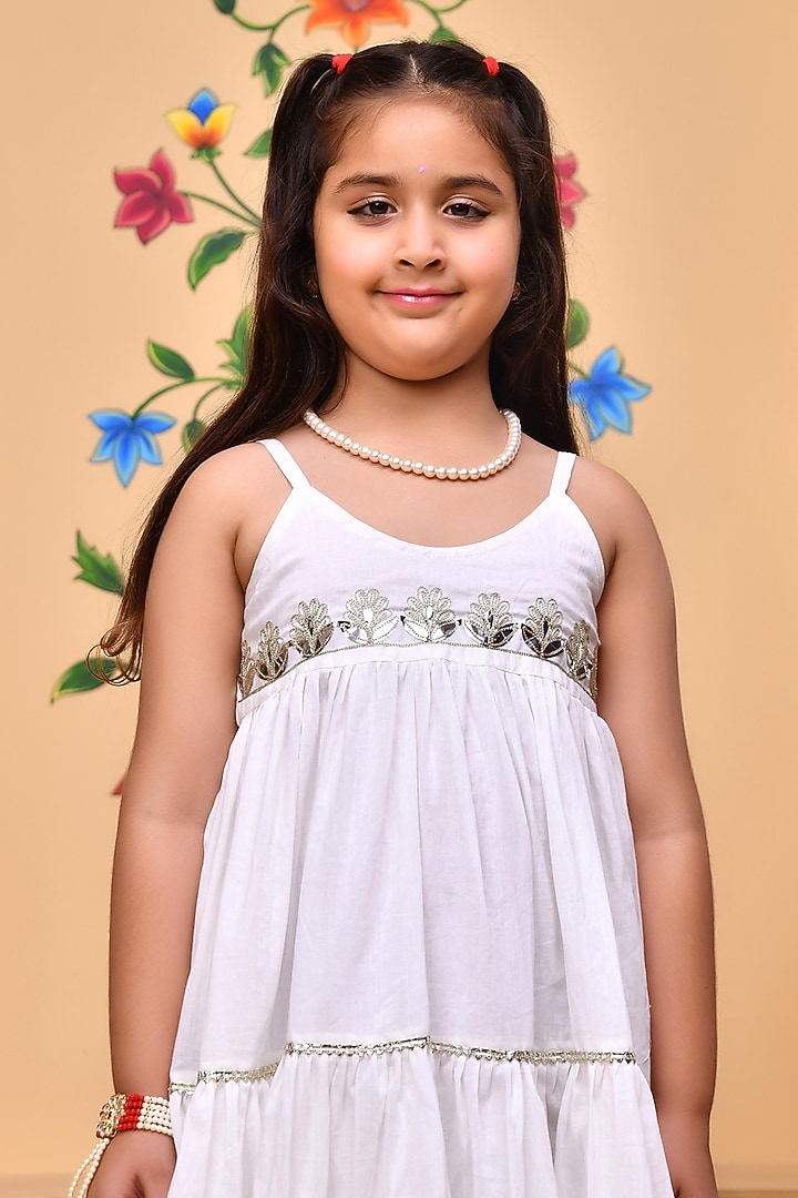 White Cotton Gota Lace Embellished Anarkali Set For Girls by Bannhi by Priyanka Rathore - kids at Pernia's Pop Up Shop