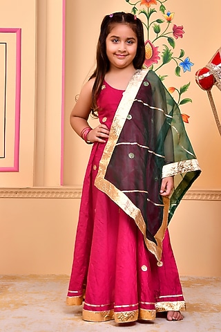 Magenta Chanderi Applique Embellished Anarkali Set For Girls by Bannhi by Priyanka Rathore - kids