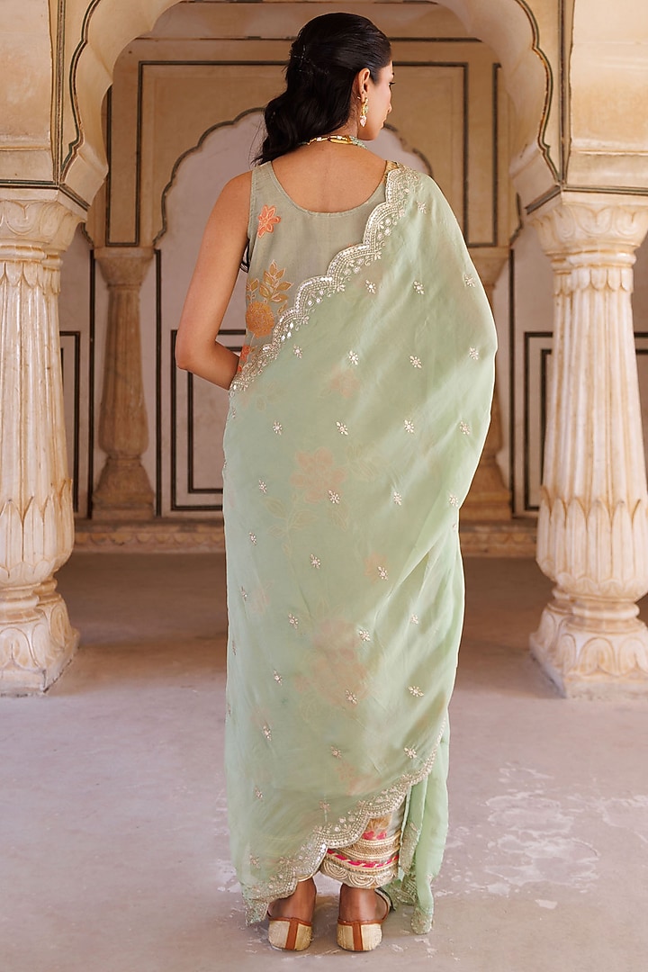 Pastel Green Tissue Floral Printed & Lace Embellished Kurta Set by Bannhi by Priyanka Rathore at Pernia's Pop Up Shop