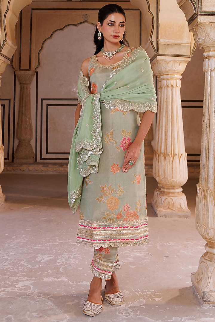 Pastel Green Tissue Floral Printed & Lace Embellished Kurta Set by Bannhi by Priyanka Rathore at Pernia's Pop Up Shop