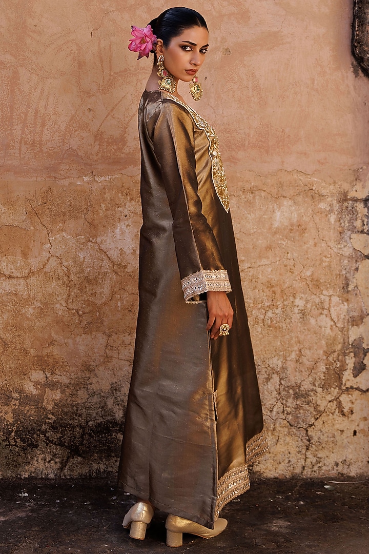 Brown Metallic Tissue Hand Embroidered Kaftan by Bannhi by Priyanka Rathore at Pernia's Pop Up Shop