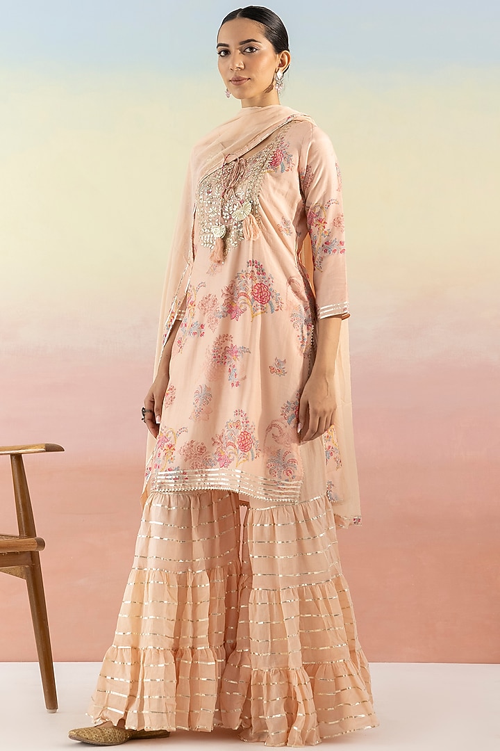 Peach Printed Kurta Set by Basanti - Kapde aur Koffee at Pernia's Pop Up Shop
