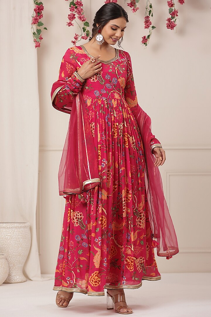 Magenta Chinon Floral Printed Gown With Dupatta by Bairaas at Pernia's Pop Up Shop