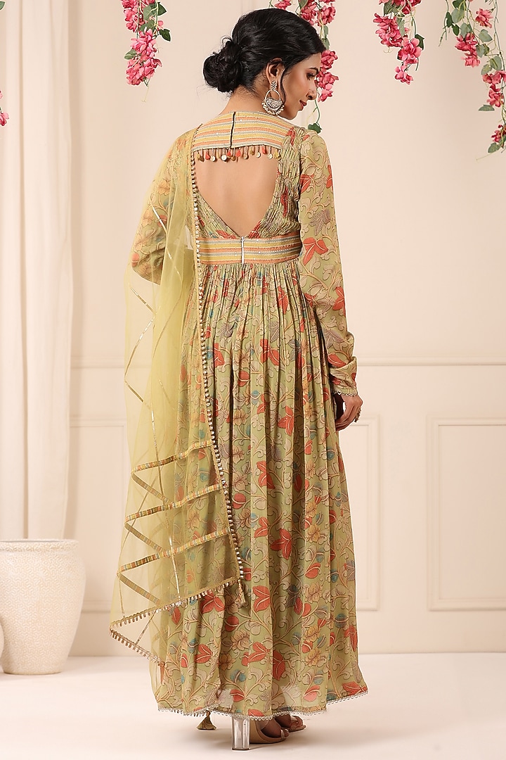 Green Chinon Embroidered Gown With Dupatta by Bairaas at Pernia's Pop Up Shop