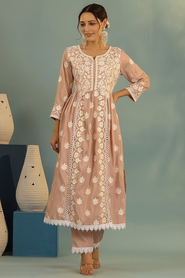 Peach Chanderi Chikankari Kurta Set by Bairaas at Pernia's Pop Up Shop