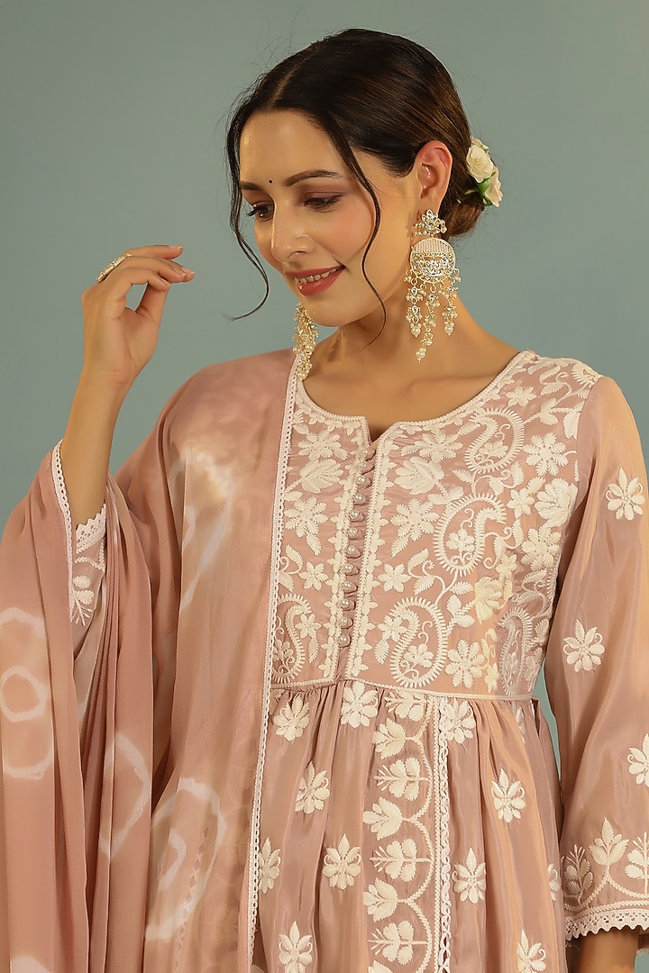 Peach Chanderi Chikankari Kurta Set by Bairaas at Pernia's Pop Up Shop