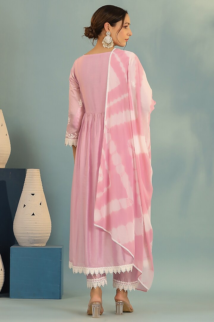Lavender Chanderi Chikankari Kurta Set by Bairaas at Pernia's Pop Up Shop