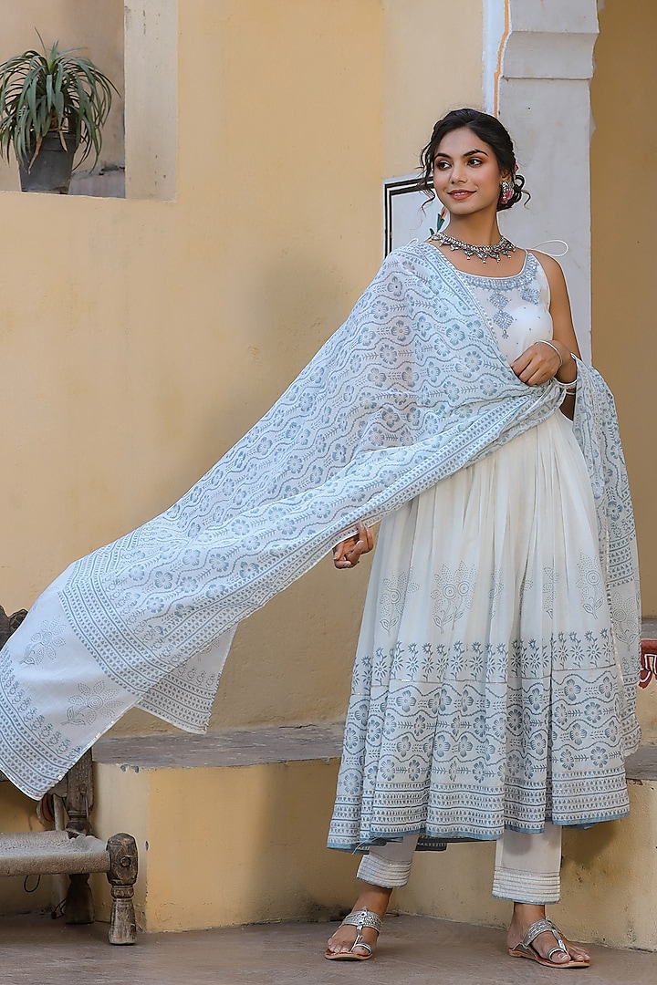 Moon Grey Embroidered Anarkali Set by Bairaas