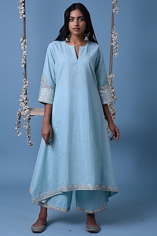Light Blue Cotton Embroidered Kurta Set by Barahmasi