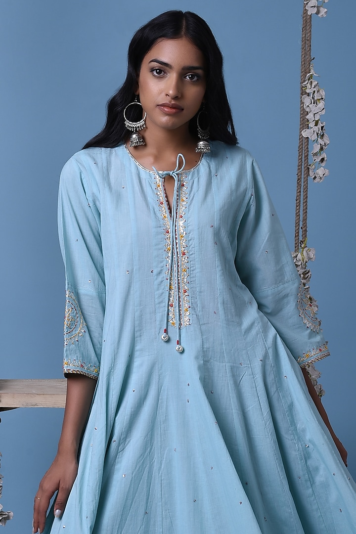 Light Blue Embroidered Kurta Set by Barahmasi at Pernia's Pop Up Shop