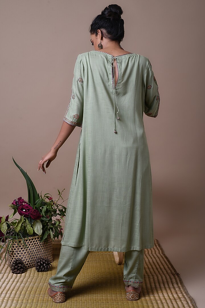 Green Bead Embroidered Kurta Set by Barahmasi at Pernia's Pop Up Shop