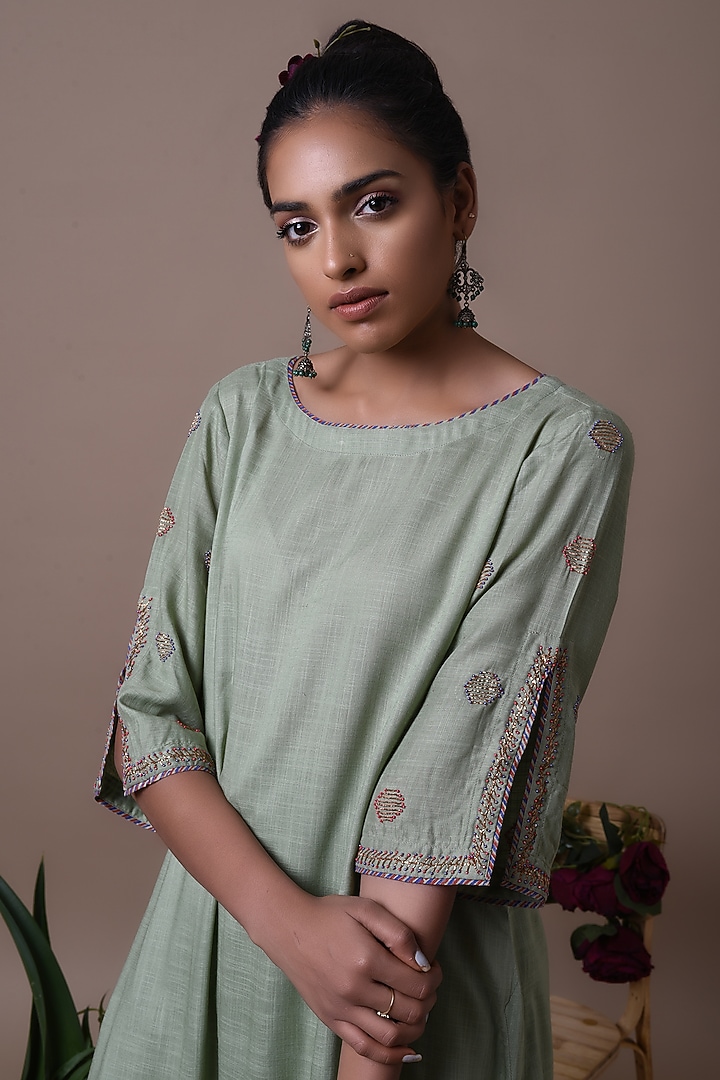 Green Bead Embroidered Kurta Set by Barahmasi at Pernia's Pop Up Shop