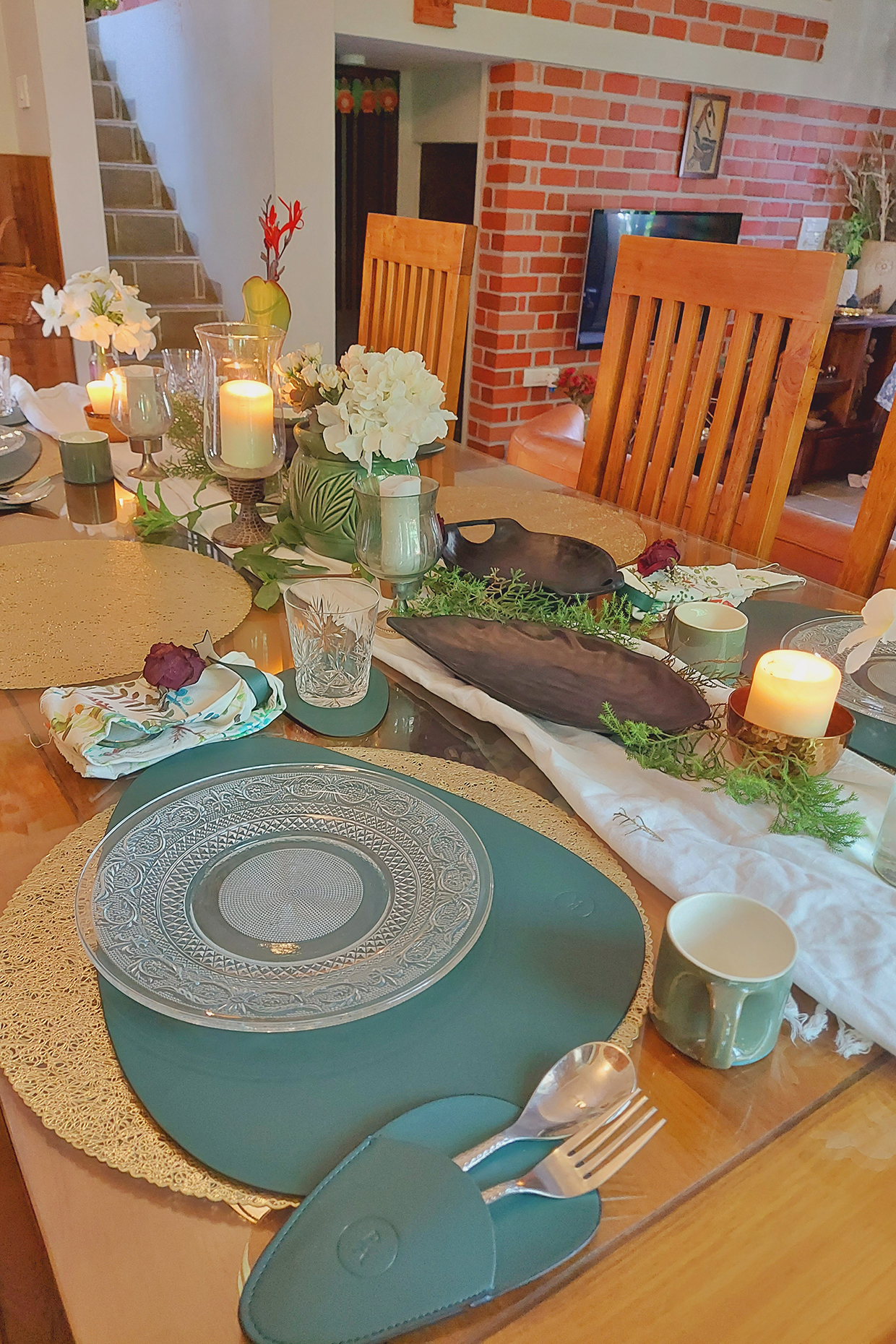 Green & Gold Reversible Faux Leather Dining Set by Bombay Artisan Co.