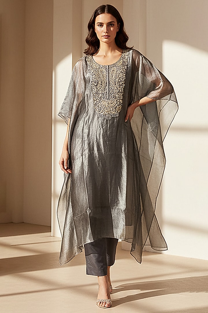 Grey Zari Tissue Zari Embellished Kaftan Set by Basanti - Kapde aur Koffee at Pernia's Pop Up Shop