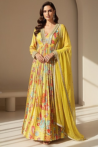Lime Georgette Embellished Anarkali Set by Basanti - Kapde aur Koffee