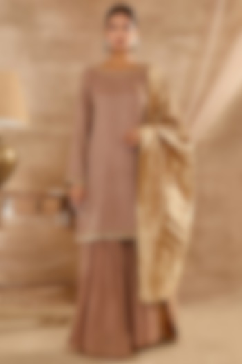 and black maxi dress