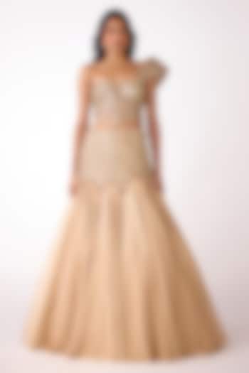 Golden Viscose Organza Fishtail Wedding Lehenga Set by Basanti - Kapde aur Koffee at Pernia's Pop Up Shop